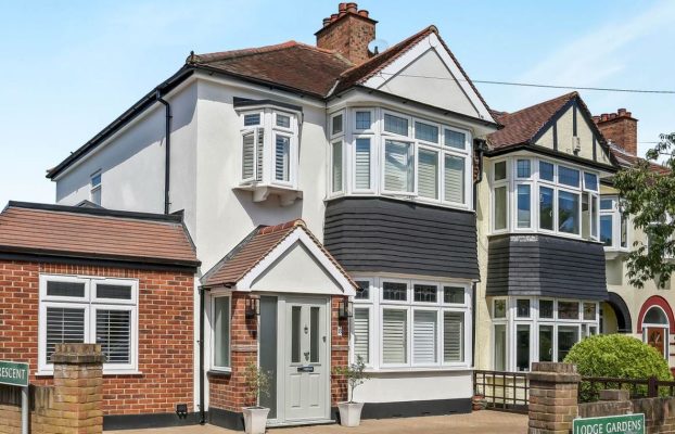 Best Composite Doors in Sutton, Croydon & South London: A Homeowner’s Guide to Durability & Style