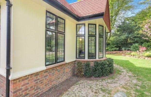 How can stylish window treatments summer transform your modern home aesthetics?